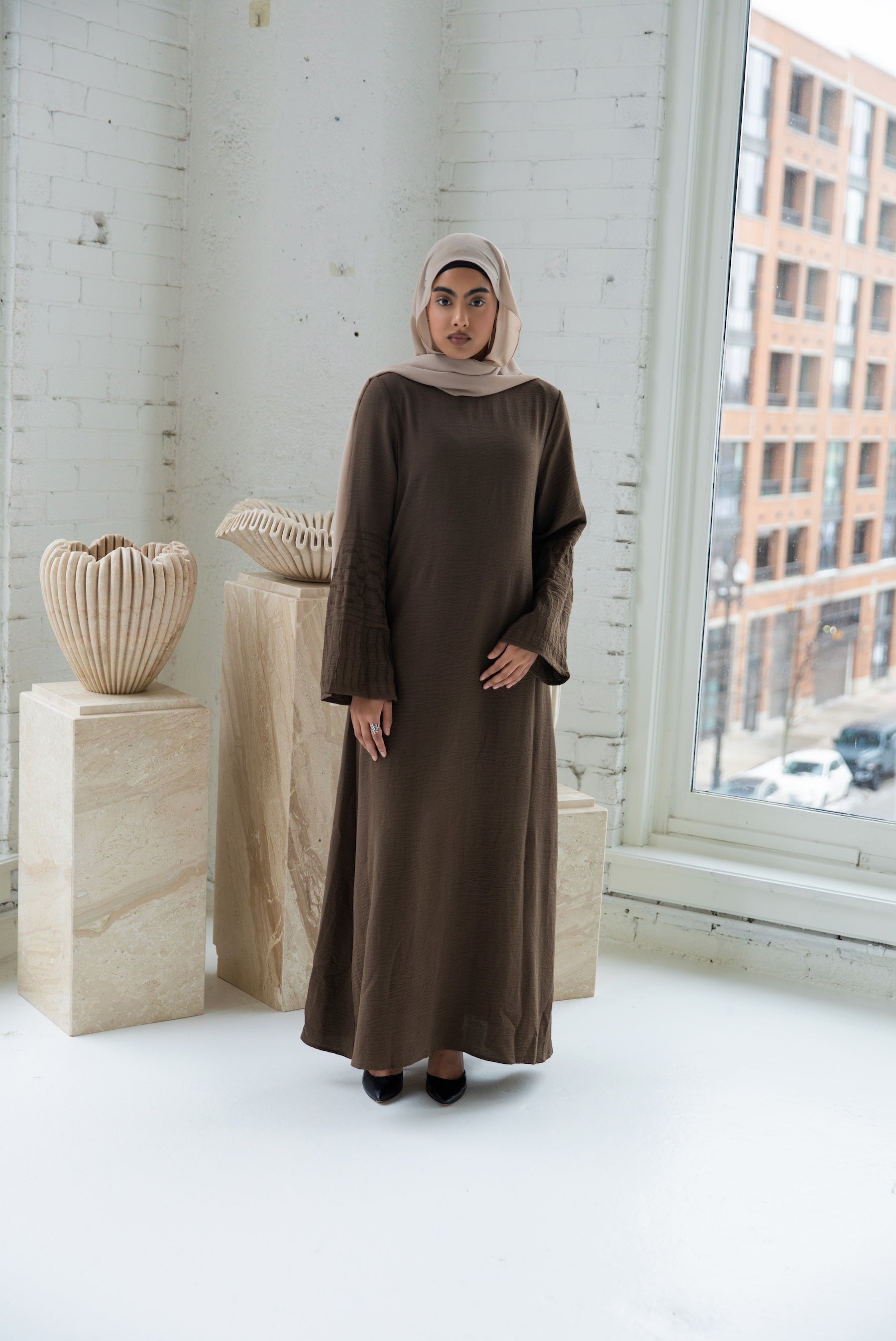 Najat Keffiyah Abaya - Dark Henna