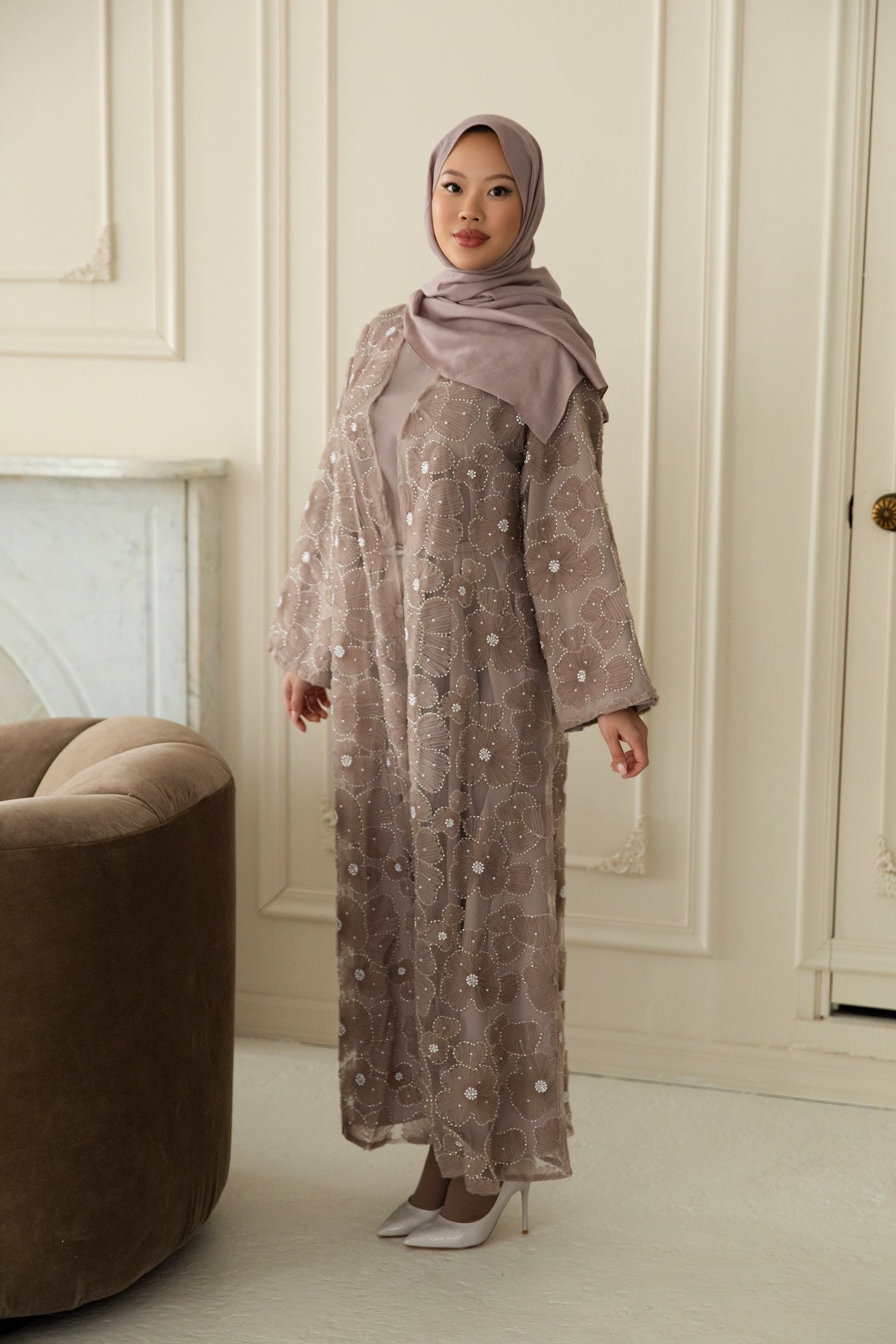 Azra Embroidered Abaya Set - Rose Taupe