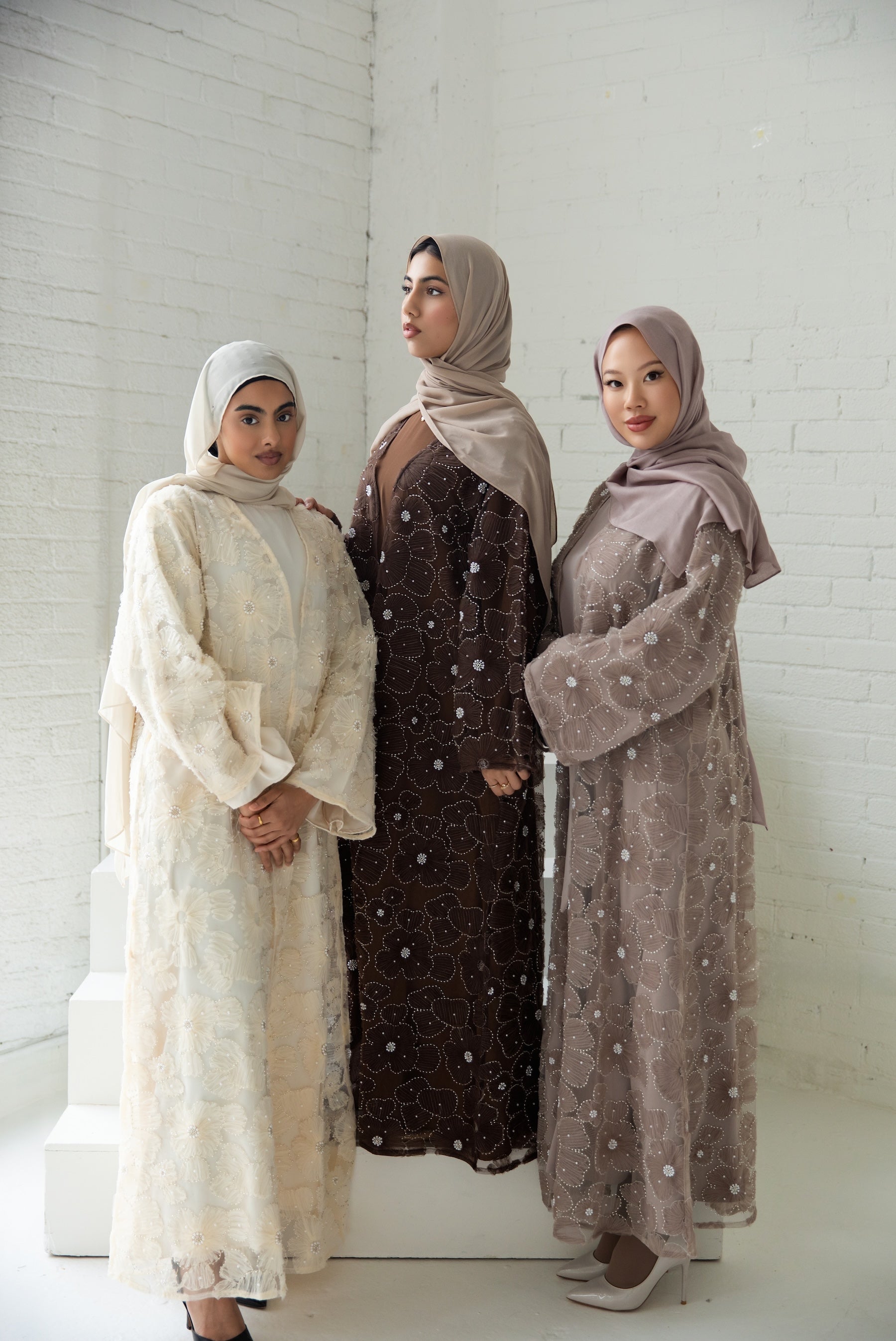 Azra Embroidered Abaya Set - Rose Taupe