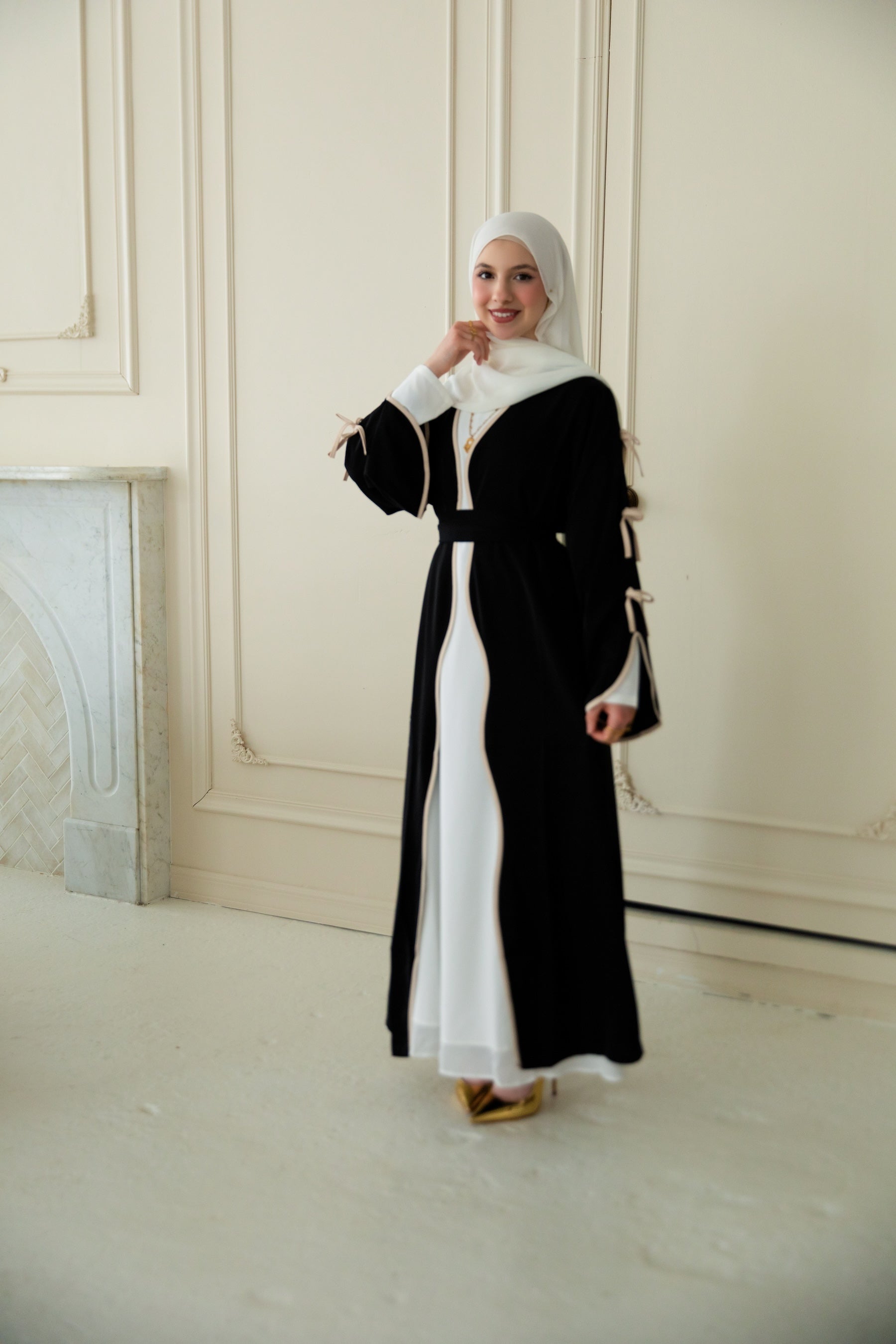 Nylah Open Abaya - Charcoal