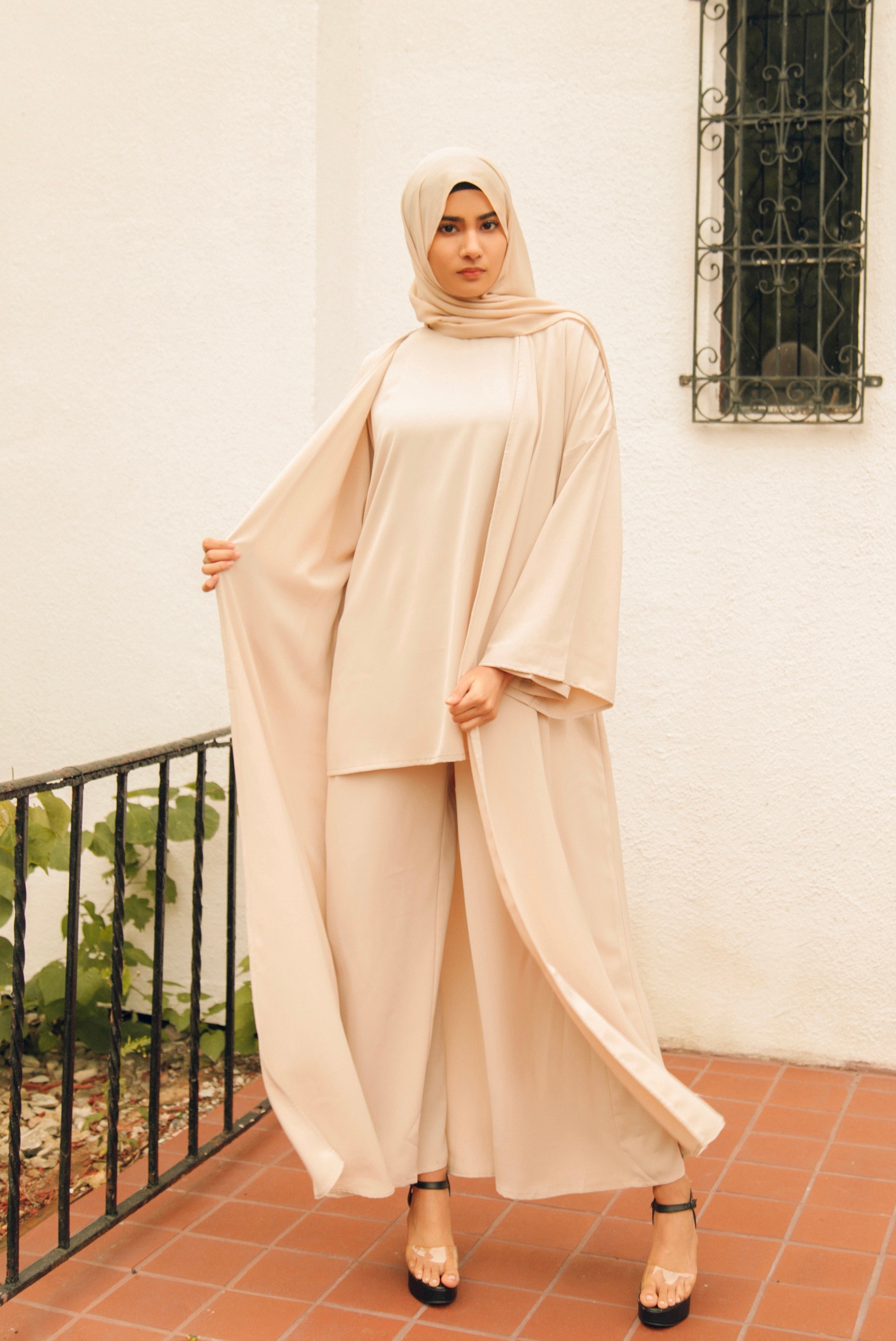 Serene Three Piece Abaya Matching Set - Bisque