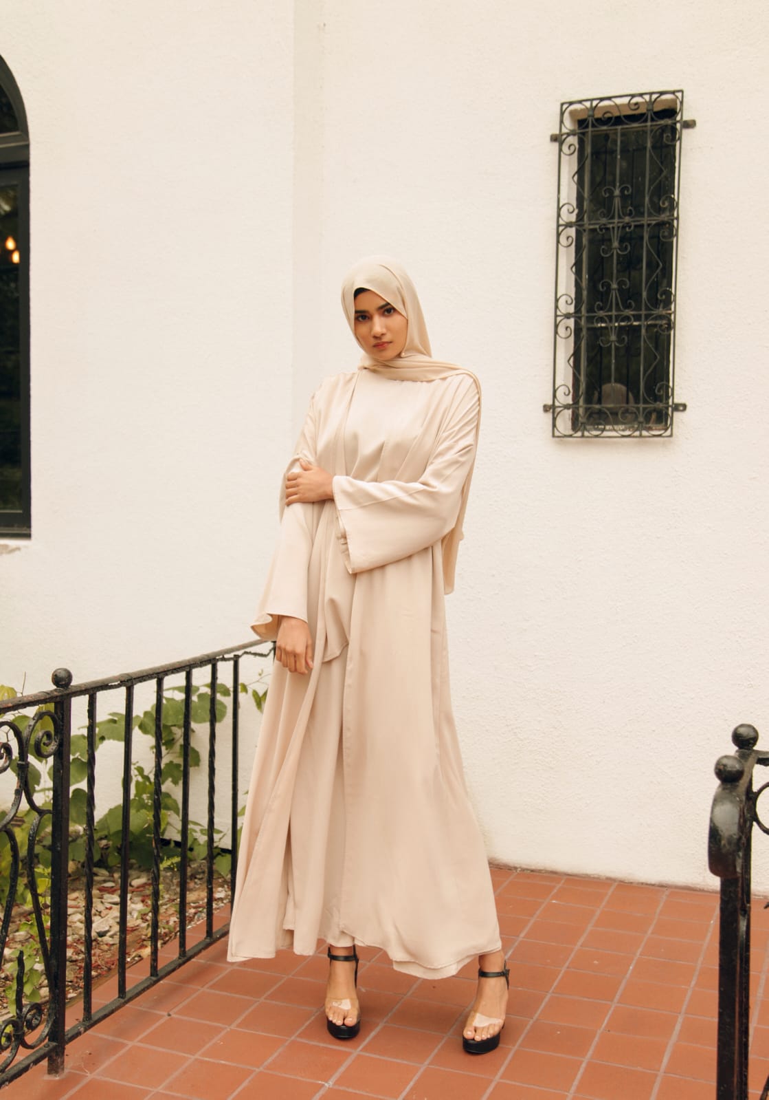 Serene Three Piece Abaya Matching Set - Bisque