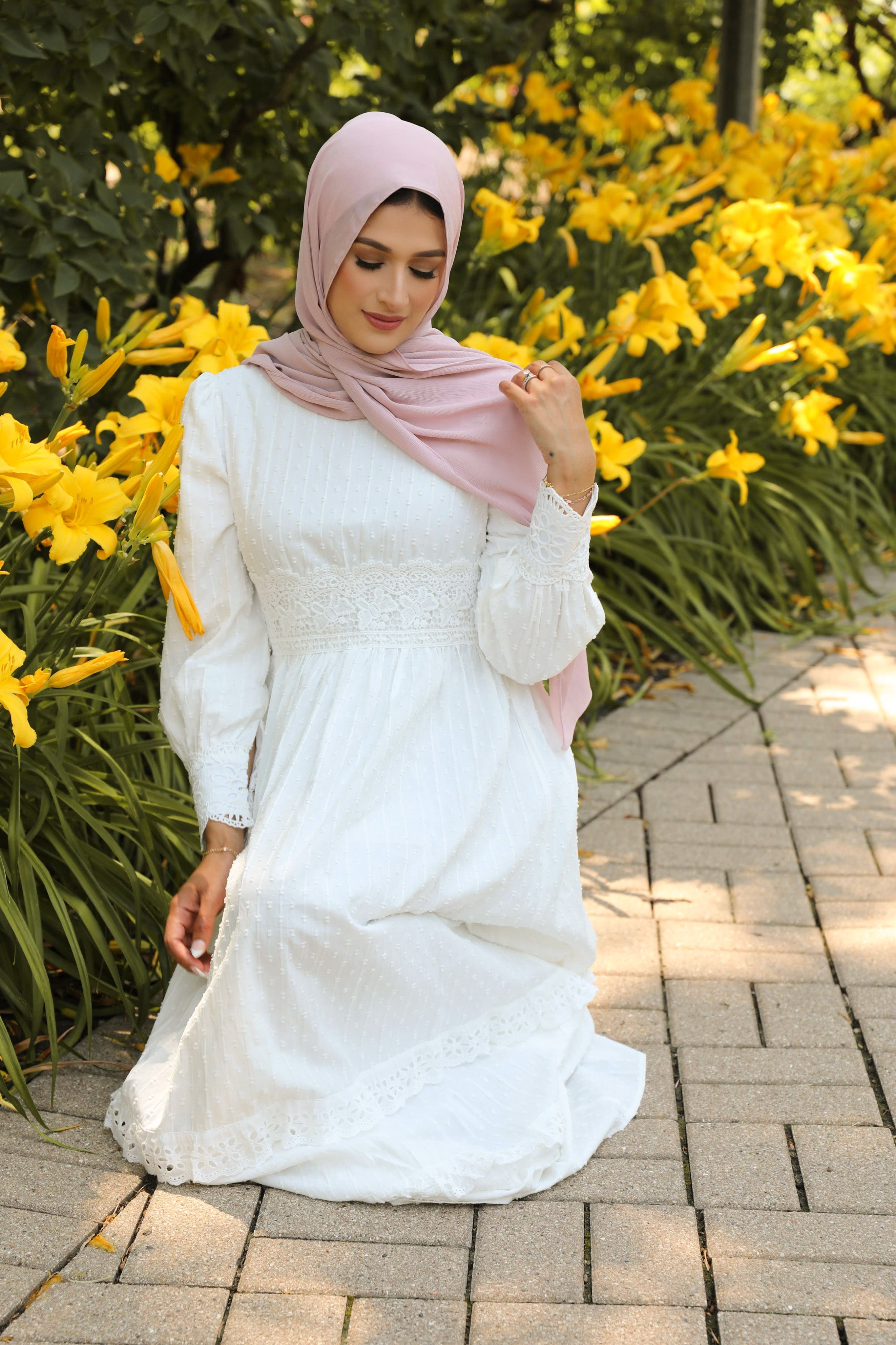 Nur Linen Maxi Dress – Cloud White