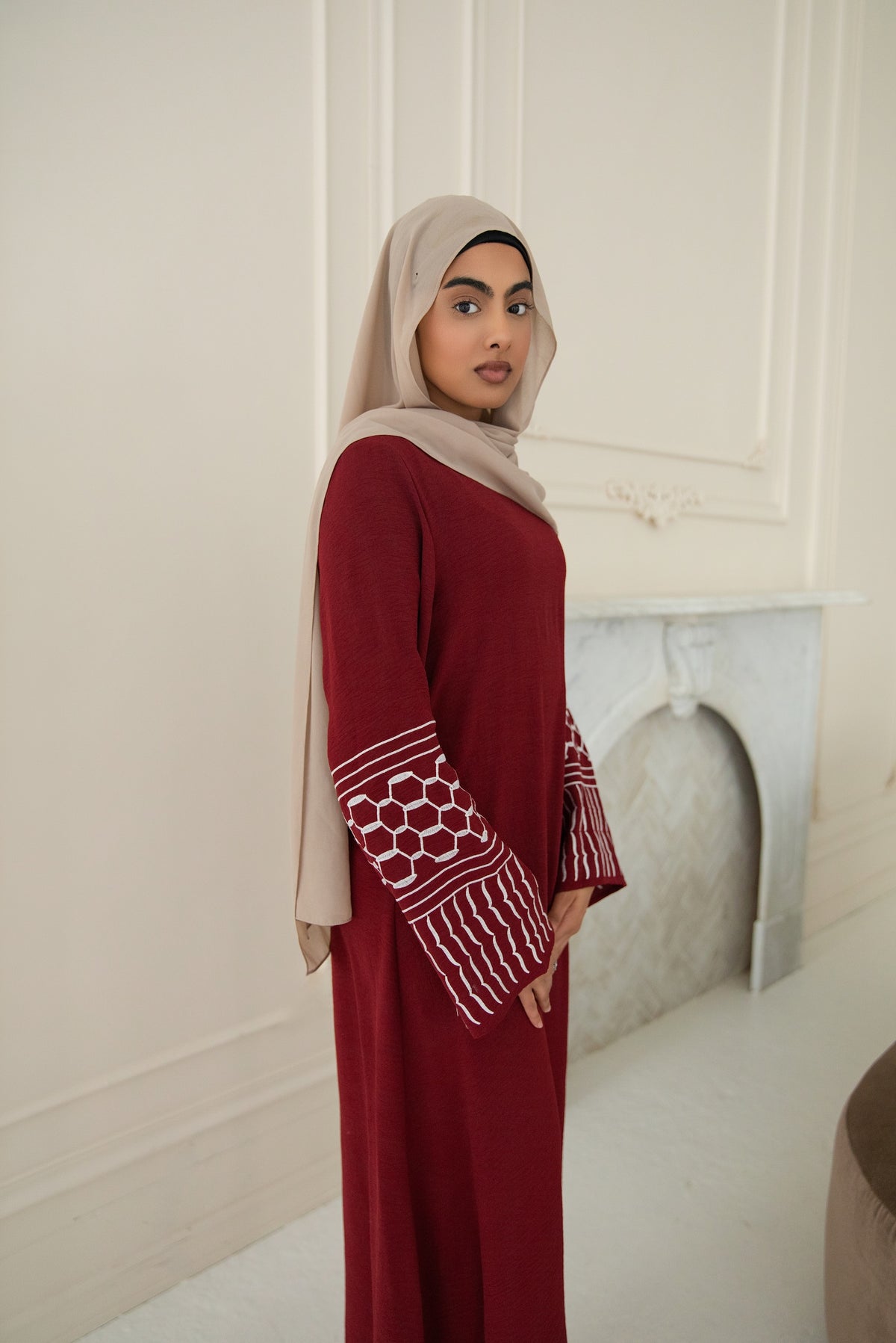 Najat Keffiyah Abaya - Rumaan