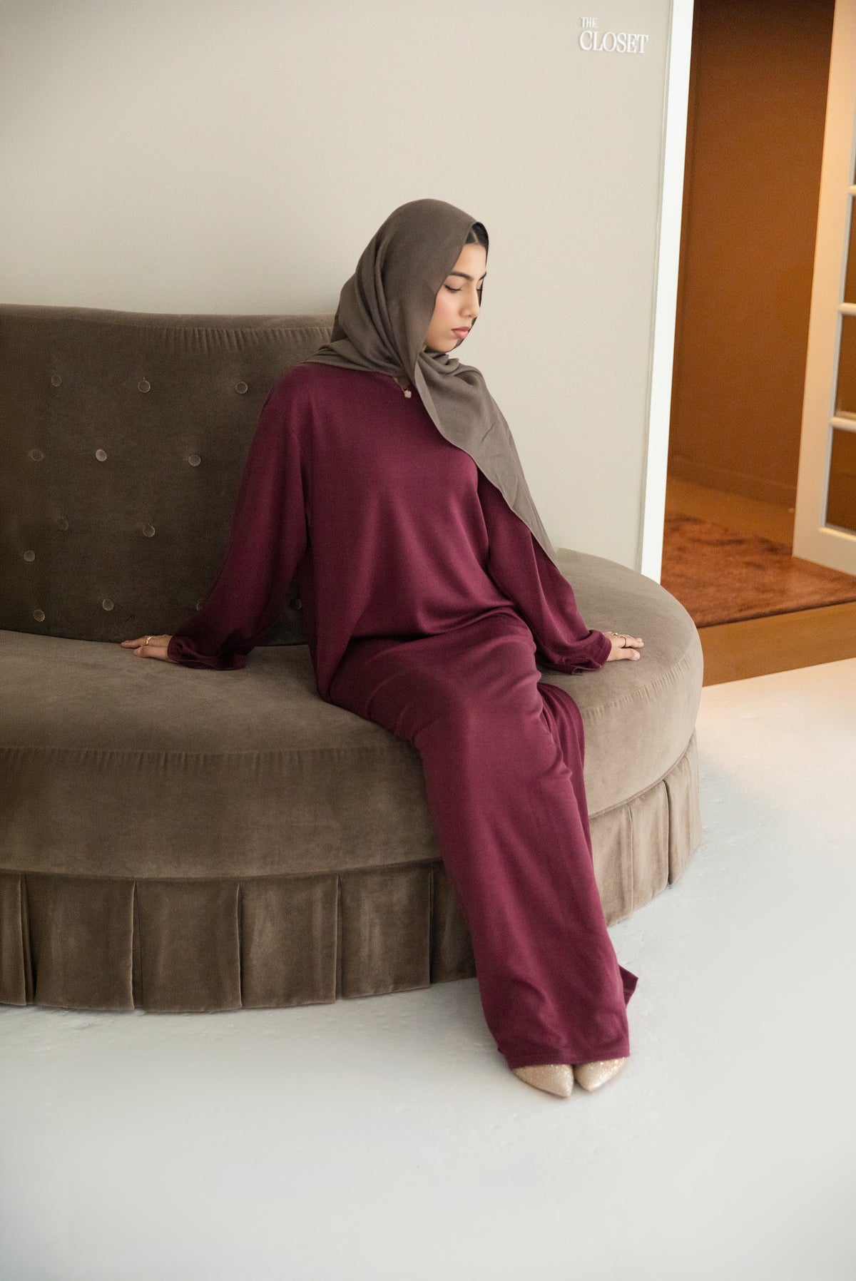 Hana Comfort Abaya - Cherry Red