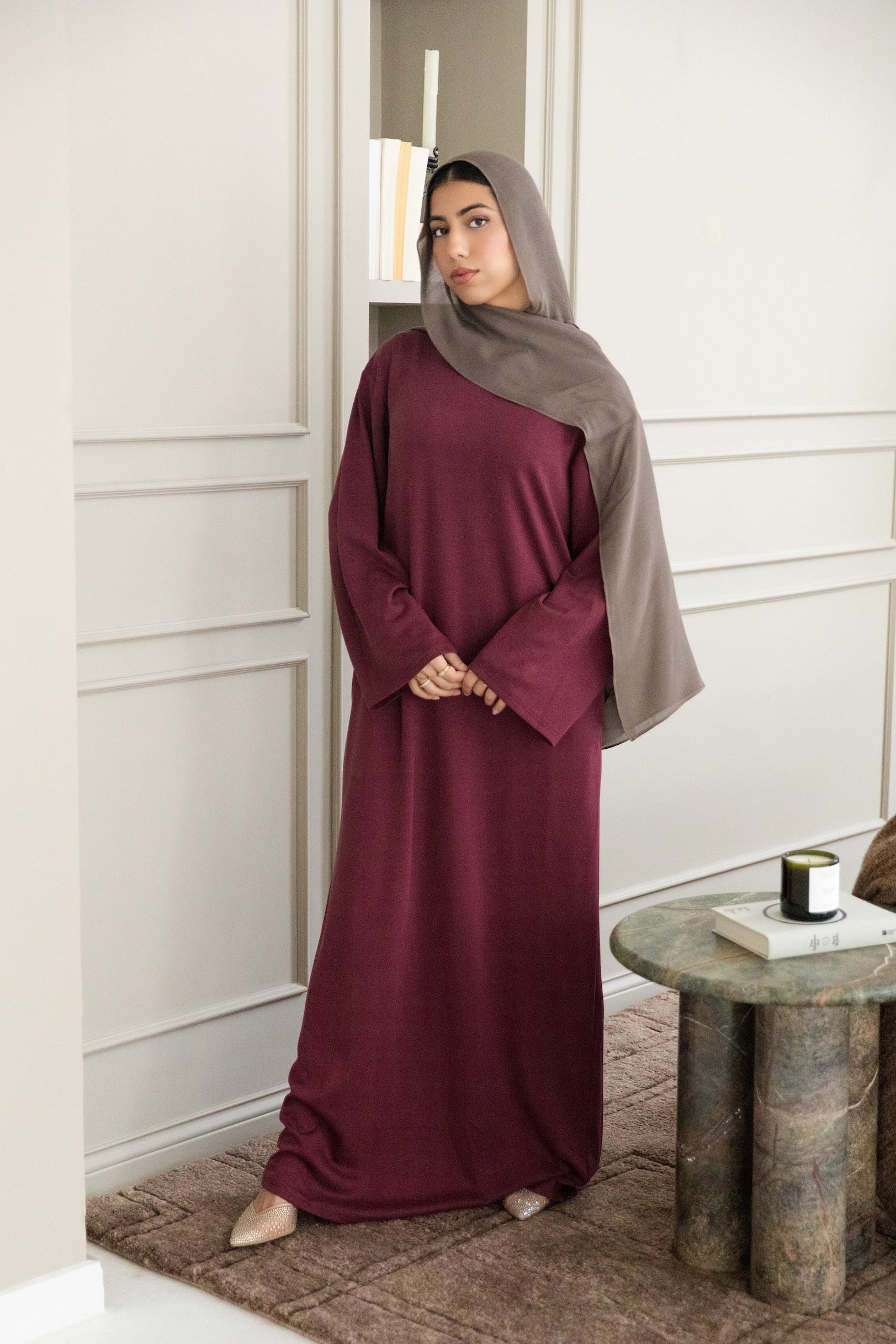 Hana Comfort Abaya - Cherry Red