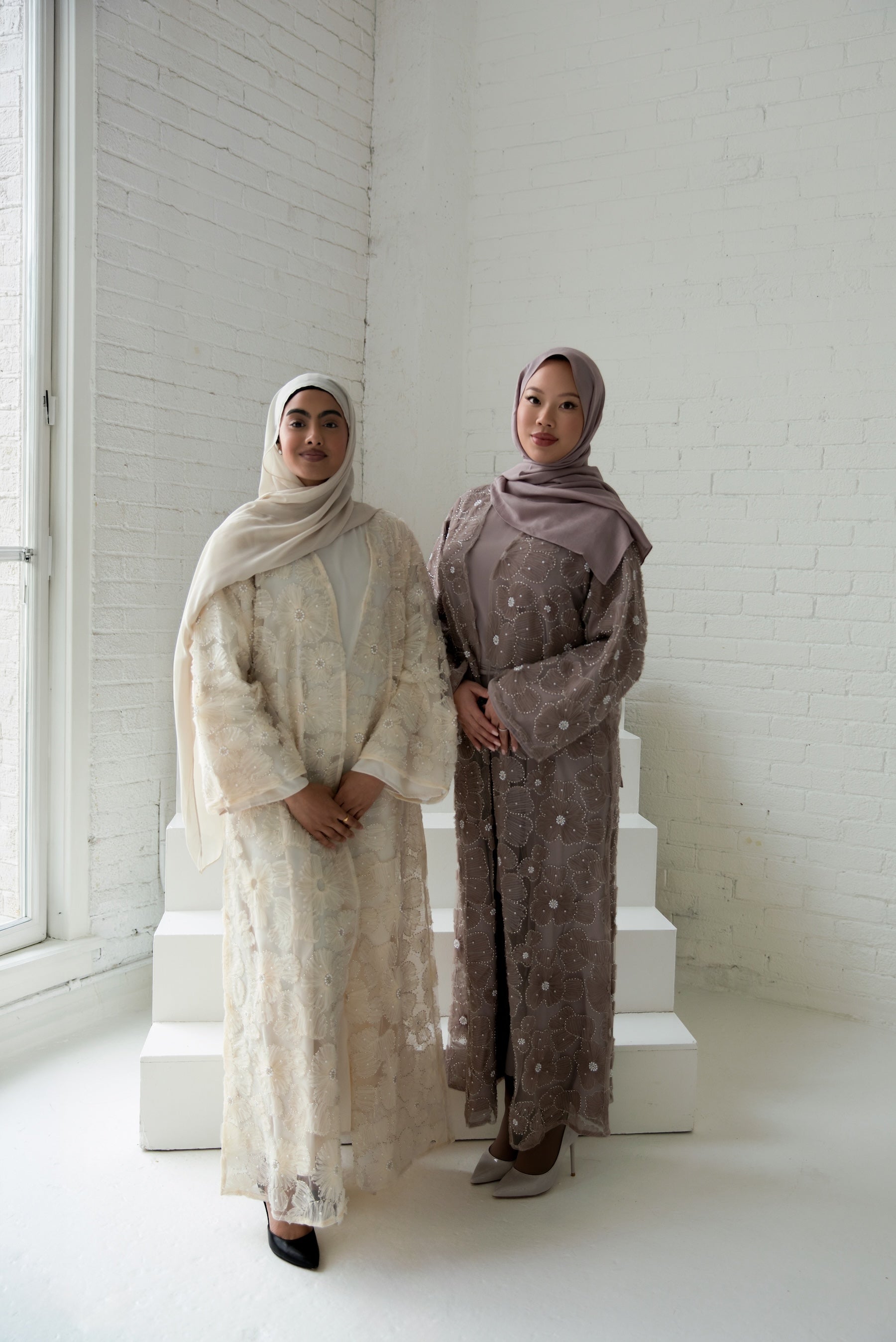 Azra Embroidered Abaya Set - Ivory Creme