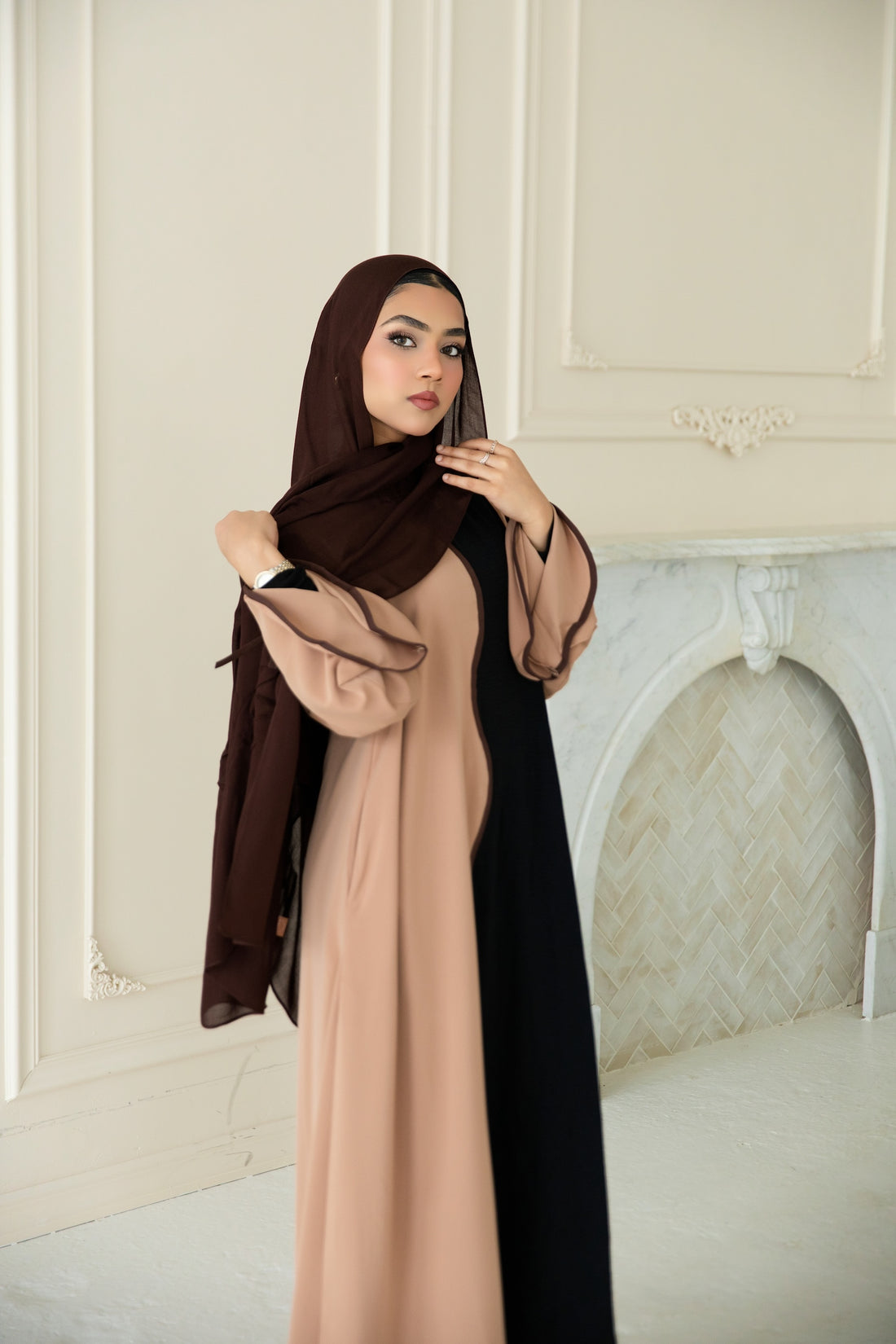 Nylah Open Abaya - Fawn