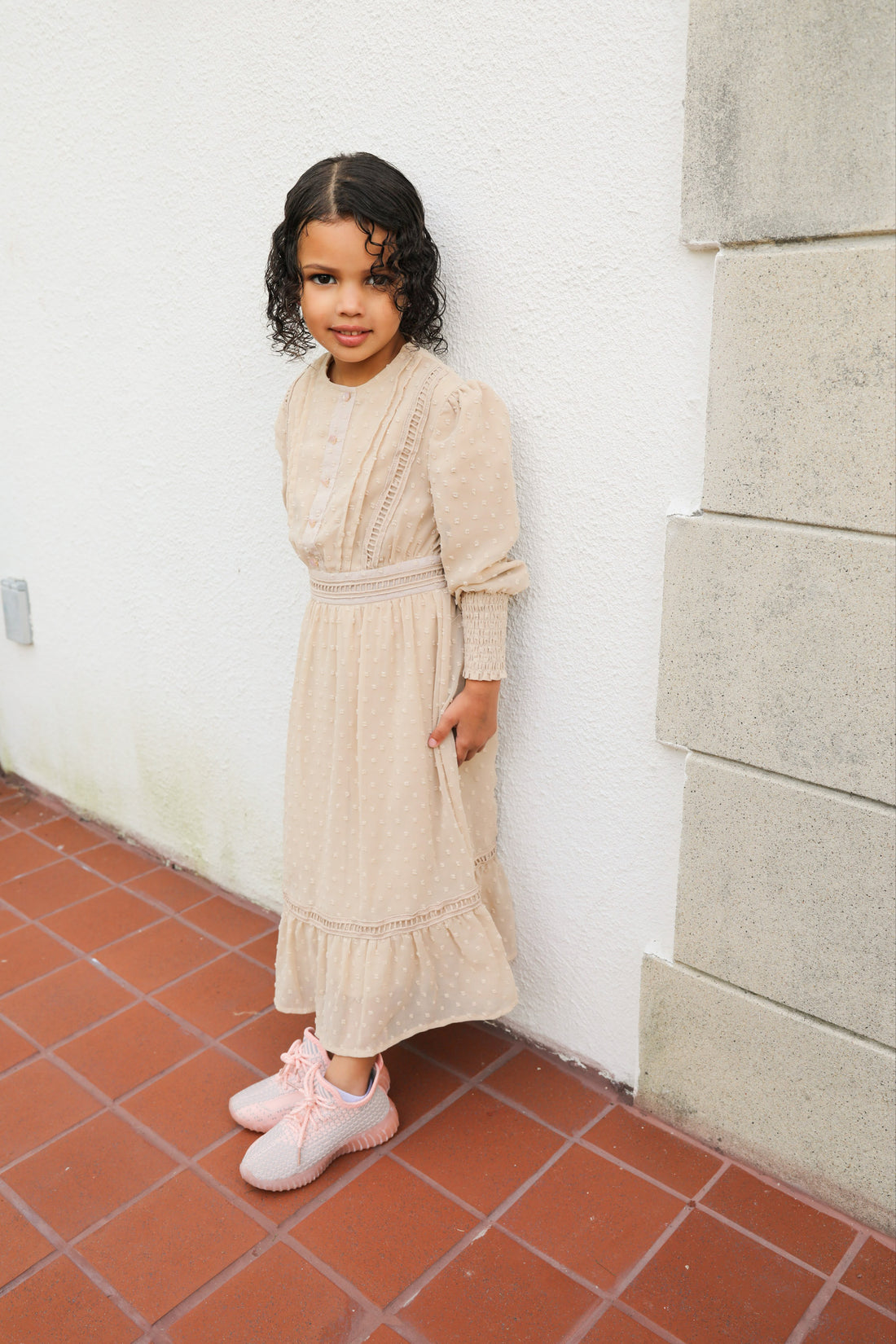 Mini Husna Embossed Maxi - Sand