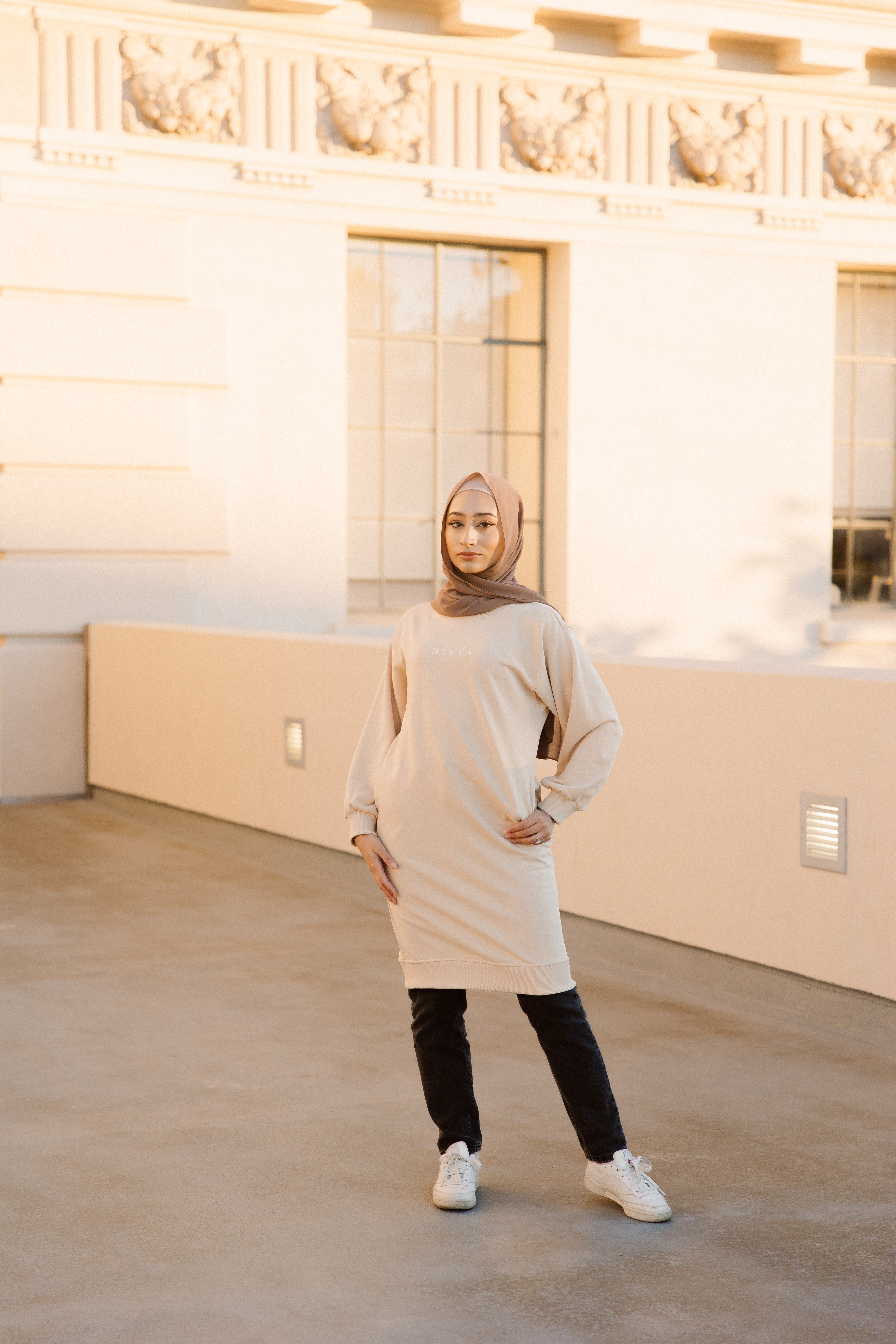 NISWA Midi Sweatshirt Creme