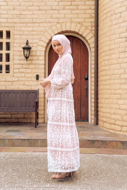 Avery Lace Maxi Dress - Kashmiri Chai