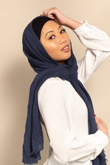 The Relaxed Navy Jersey Hijab Scarf