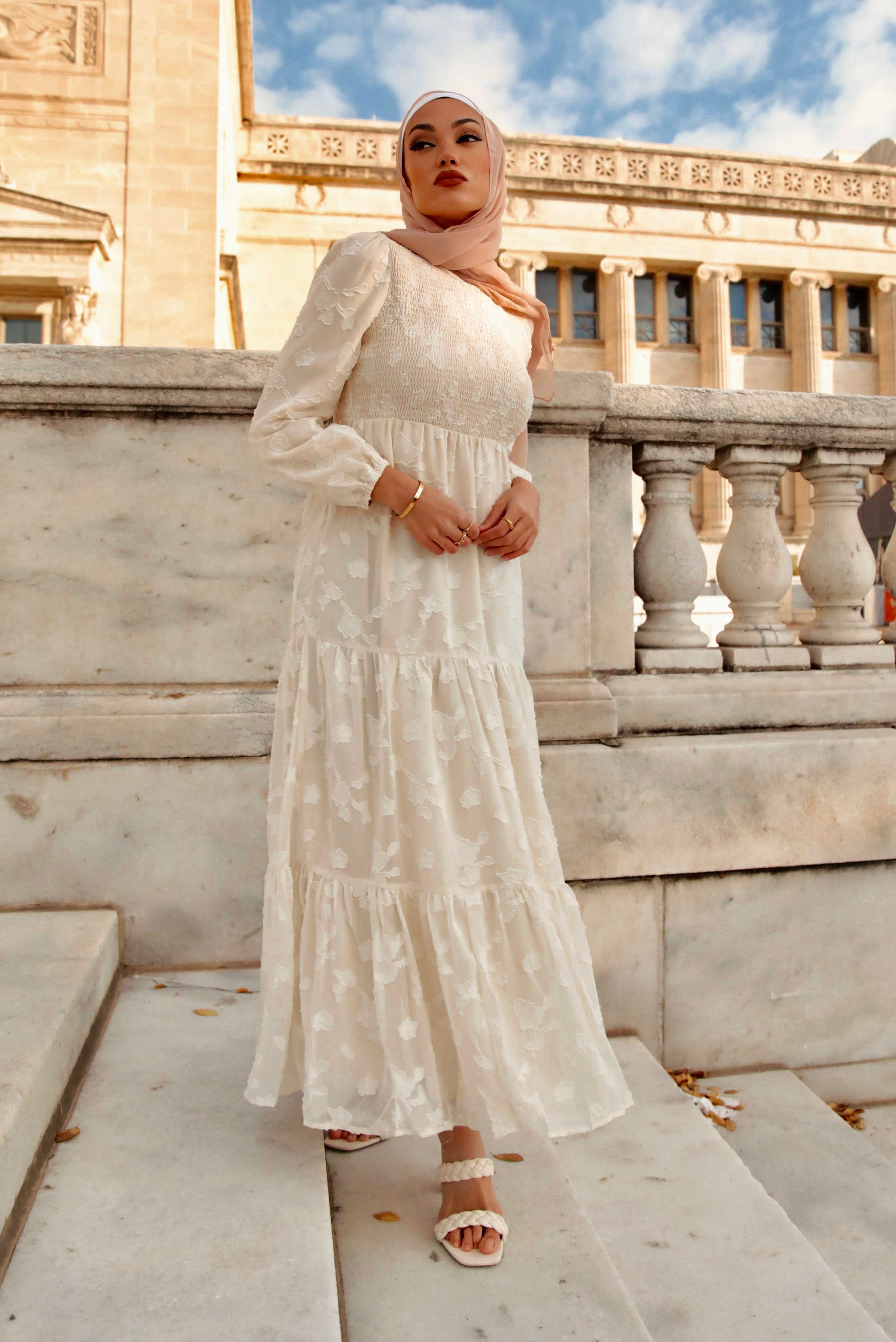 Eleagnt Modern Arabic Kaftan Dress For Women Wedding Gown - AlMehraan  Fashion - 3177496